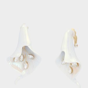 CALLA LILY EARRINGS WHITE